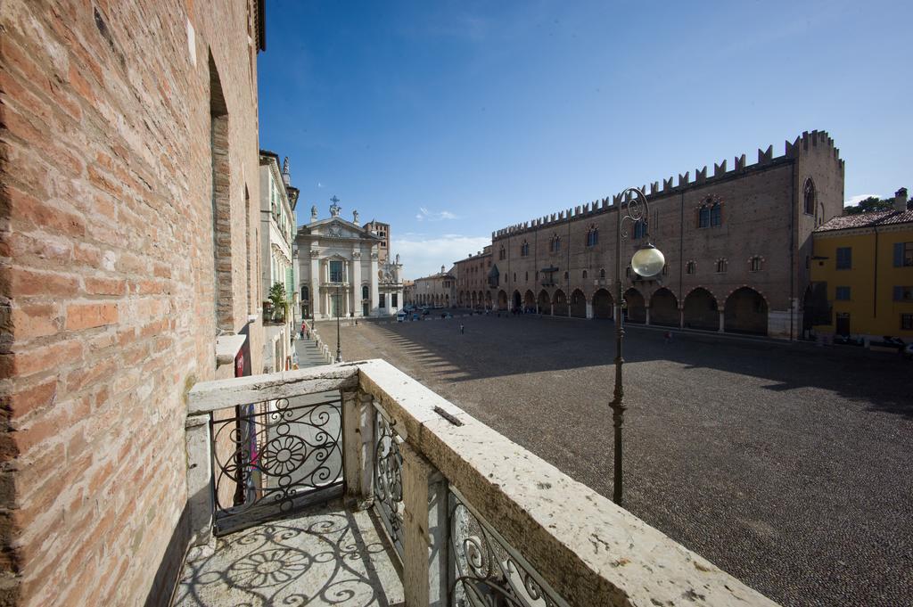 Palazzo Castiglioni Luxury Suite And Rooms Mântua Exterior foto